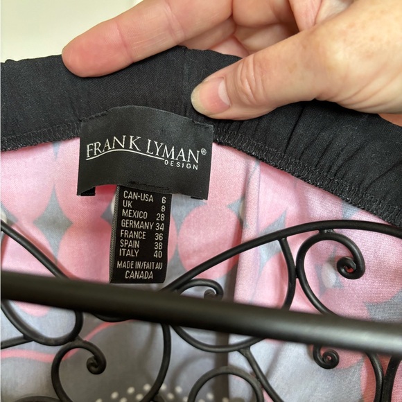 Frank Lyman US size 6, & off the shoulders. It’s lightweight & stretchy. - Picture 2 of 5